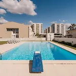 Viana Surf House 비아나도카스텔로