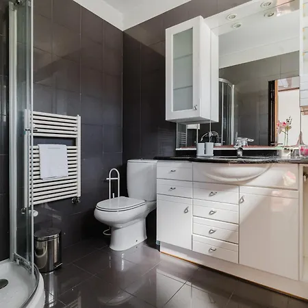 Viana Surf House * ויאנה דו קסטלו