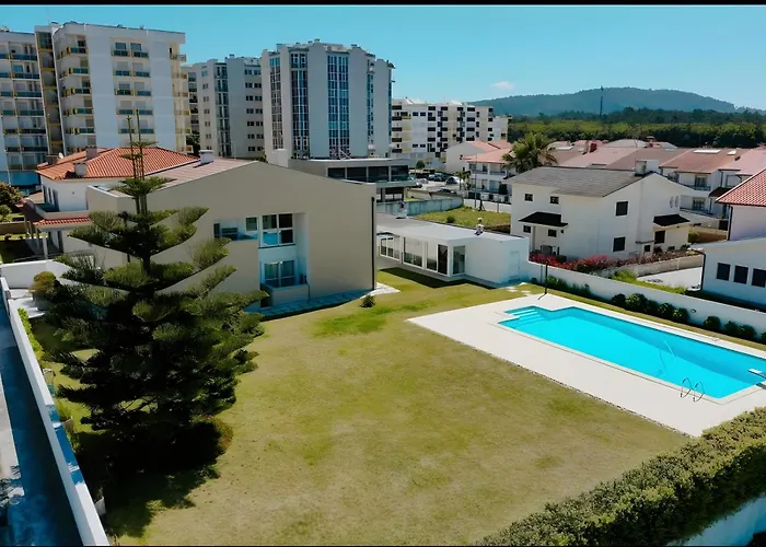 Viana Surf House Nyaraló